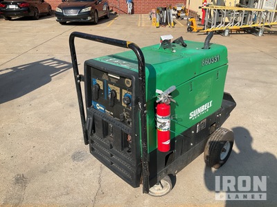2016 Miller Bobcat 250 NTLP 250 A Multi-Process Soldadora motorizada (Inoperable)