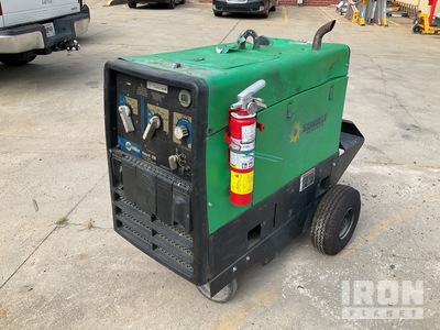2016 Miller Bobcat 250 NTLP 250 A Mobile Multi-Process Soldadora motorizada