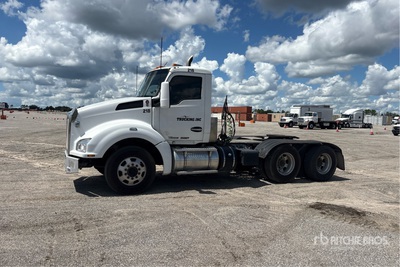 2018 Kenworth T880 6x4 Cabeza Tractora Cabina Corta