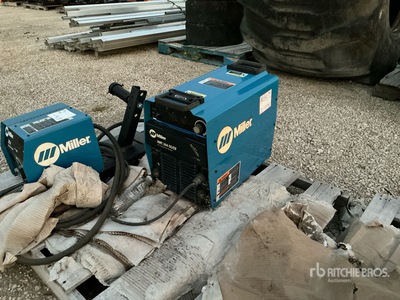 2002 Miller Electric XMT304 300 A Mobile Soldadora