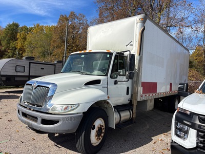 2008 International 4300 4x2 Kastenwägen