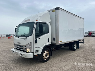 2019 Isuzu NPR HD 4x2 شاحنة فان