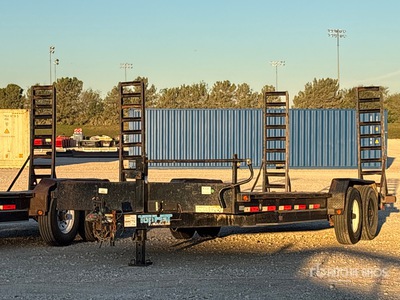 2014 Top Hat 22 ft T/A Equipment Trailer