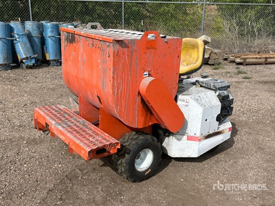 MTC SVT-300 4x2 Ride-On Trench Grout Buggy Attrezzatura per lavorazione del cemento