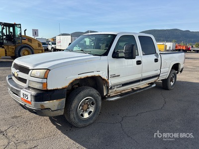 2003 Chevrolet Silverado 2500 4x4 Crew Cab Pickup