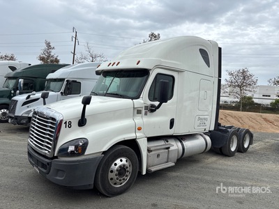 2018 Freightliner Cascadia 125 6x4 Sleeper Truck Tractor