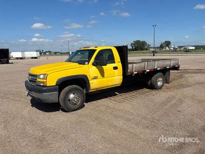 2005 Chevy Silverado 3500 4x2 Camión Caja Abierta