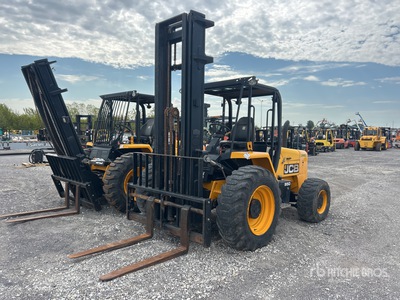 2019 JCB 9504 10000 lb 4x4 Wózek widłowy terenowy