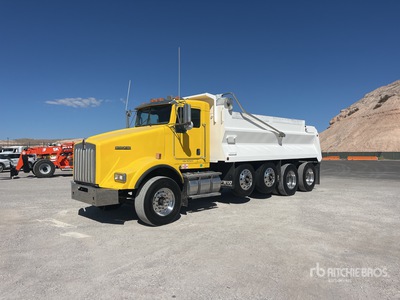 2007 Kenworth T800 10x4 Quad/A Dump Truck