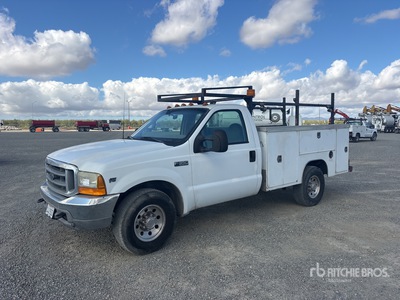 2000 Ford F-350 4x2 Utility Truck