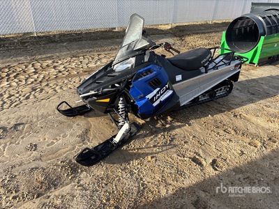2016 Polaris 550 Indy Voyageur Snowmobile (Inoperable)