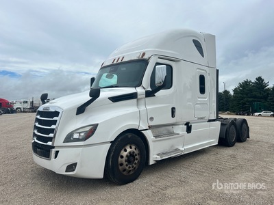 2021 Freightliner Cascadia 126 6x4 T/A Sleeper Truck Tractor