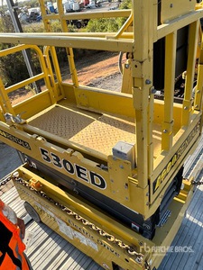 2021 GMG 1530ED Scissor Lift