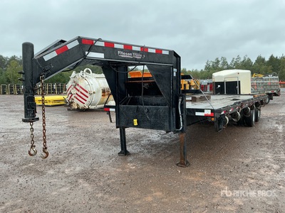 2020 Friesen 20000 lb 25 ft T/A Gooseneck Equipment Trailer