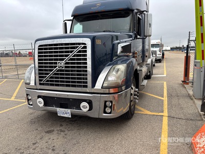 2007 Volvo VT 6x4 T/A Sleeper Truck Tractor