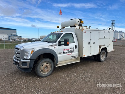 2011 Ford F-550 XLT 4x4 Ciężarówka serwisowa