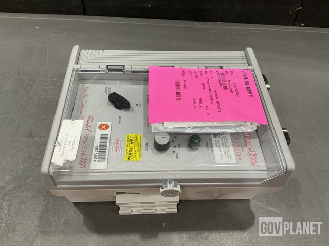Impact Ultra-Lite 326/326M Portable Aspirator