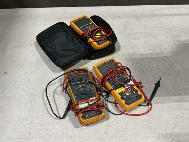 (15) Fluke 77 IV Multimeters