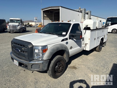 2012 Ford F-550 XL 4x2 Camión Utilitario (Inoperable)