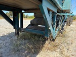 Chassis with Fahrgestell-/Zugstangenheber