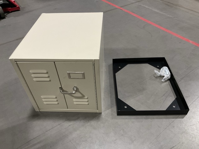 (5) 0527DW ARR Storage Lockers
