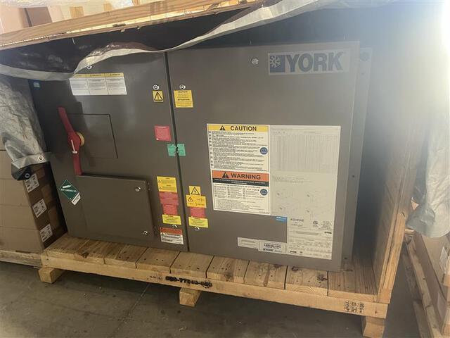 York YVAA0214B1246A Water Chiller