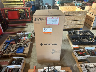 PENTAIR 85 gal Water Tank
