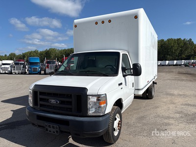 2019 Ford E-450 4x2 Camion fourgon