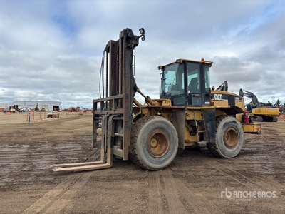 1999 Cat 938G 22500 lb 4x4 Carretillas todoterreno