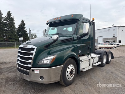 2020 Freightliner Cascadia 126 6x4 T/A Day Cab Truck Tractor