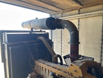 Engine with Auspuffanlage