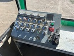 Control Station - Small with Brecher/Bildschirmsteuerung