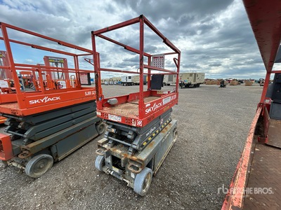 2014 Skyjack SJIII3219 Electric Scissor Lift