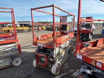 2015 Skyjack SJ3220 Electric Scissor Lift