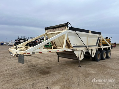 2003 Castleton 38 ft Tri/A Belly Dump Trailer