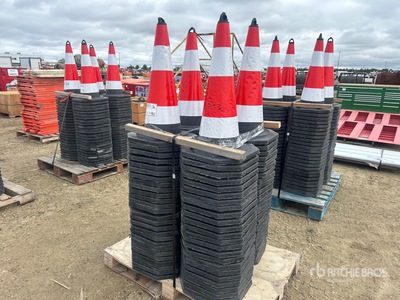 Quantity of (100) 27 in Reflective Conos de trafico (Unused)
