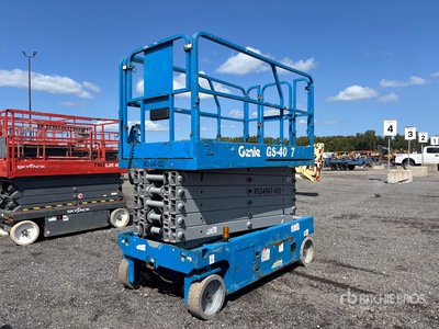 2015 Genie GS-4047 Electric Scissor Lift