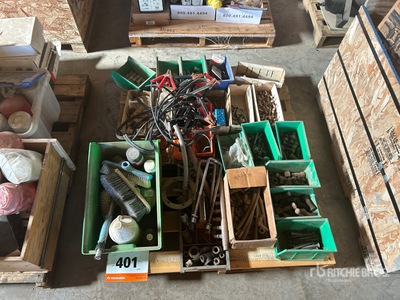 Quantity of Bolts Nuts, Couplings & Jumper Cable Parti varie
