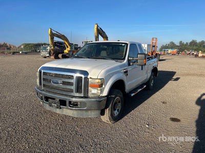 2009 Ford F-250 4x4 Extended Cab Pickup