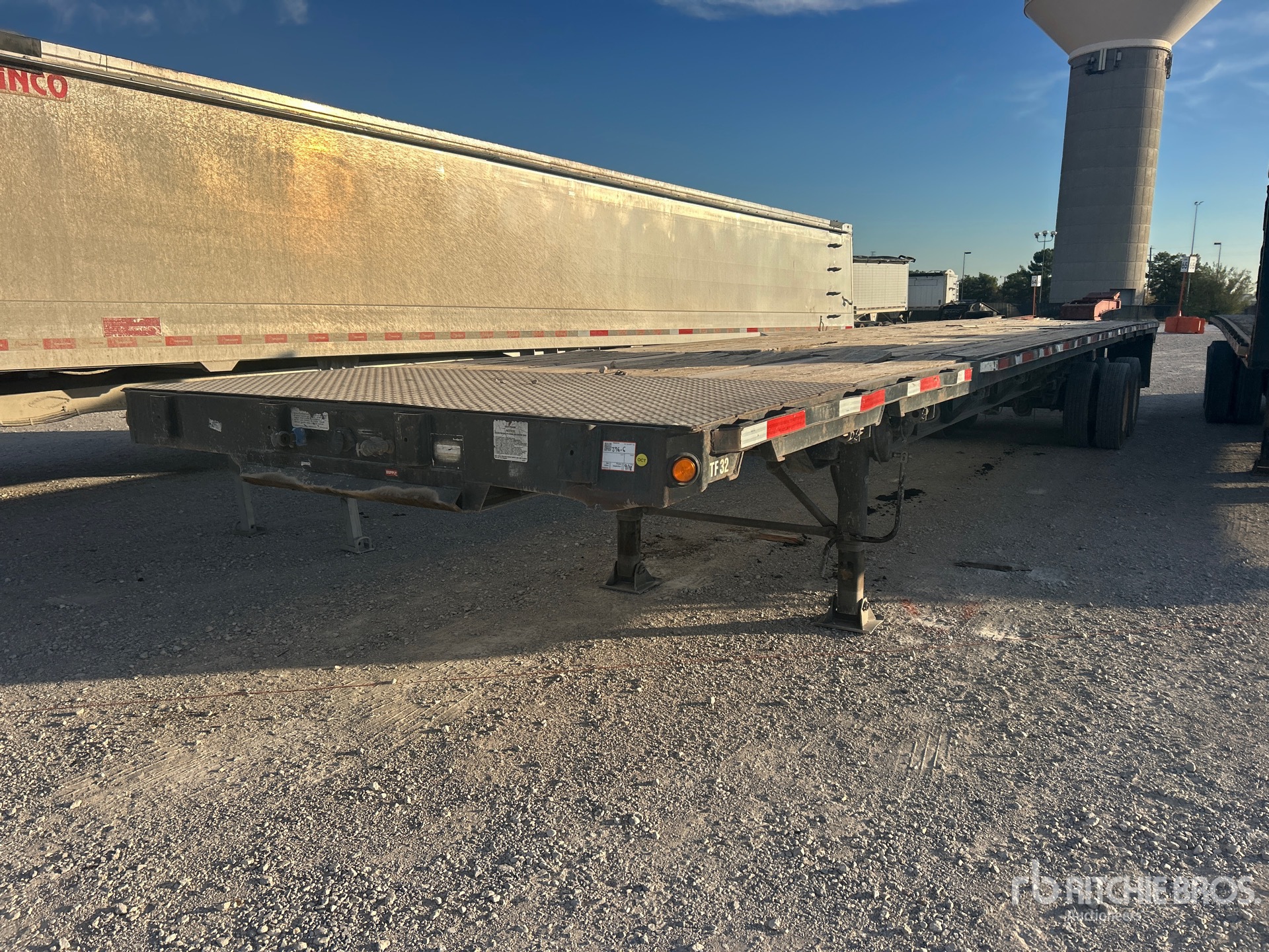 2003 Fontaine TP-4-4881SLW 48 ft T/A Extendable Flatbed Trailer