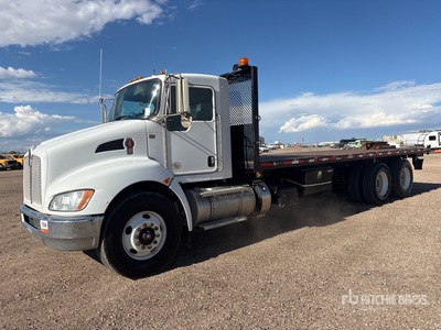 2018 Kenworth T370 6x4 Flatbed Truck