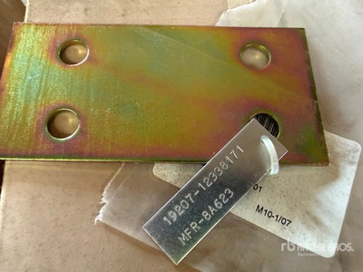 Lot of (2,100) Spacer Plate