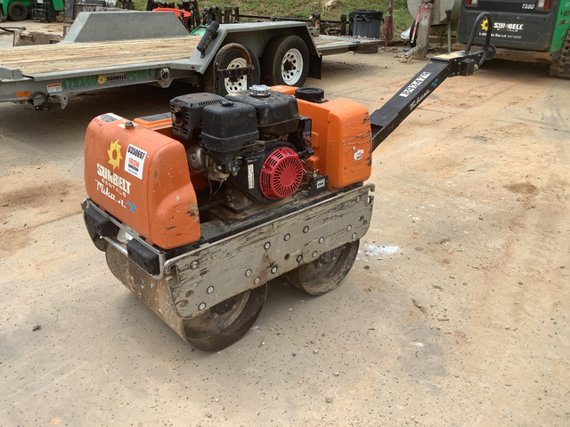 2016 (unverified) Mikasa MRH800GS Walk Behind Roller