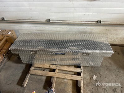Lund Challenger Aluminum Tool Box