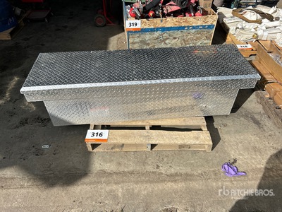 Lund Challenger Aluminum Tool Box