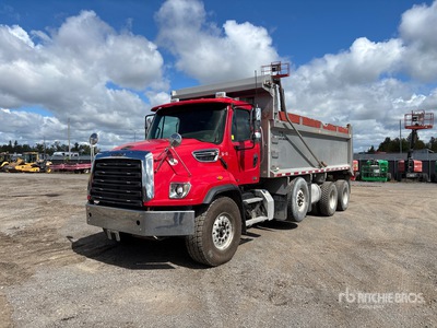 2015 Freightliner 114SD 8x4 Tri/A Dump Truck