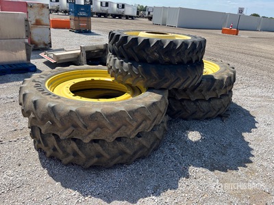 Quantity of (6) Wheels & Pneumatici - Fits John Deere 8210