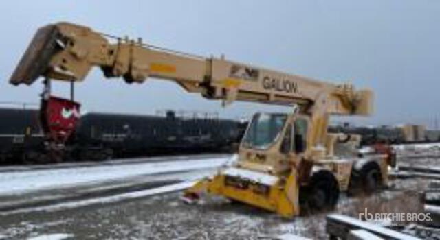Galion D137064 Rough Terrain Crane