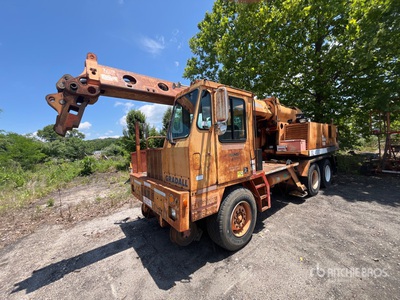 1997 (unverified) Gradall XL4100 Highway Wheeled Excavator