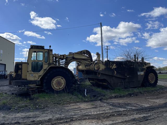 1981 (unverified) Cat 637D Motor Grader